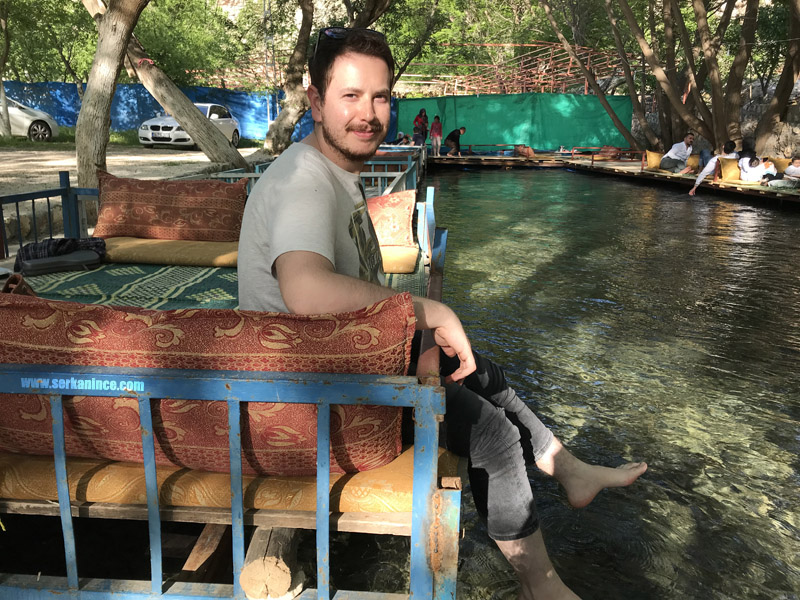 Beyaz Su manzarası, doğal pınar kaynağı ve yeşillik