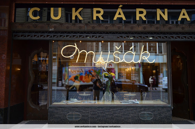 Cukrárna Myšák kafe, Art Deco atmosferiyle Prag'ın ikonik pastanesi